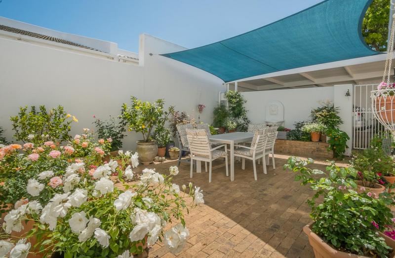 3 Bedroom Property for Sale in Marina Da Gama Western Cape